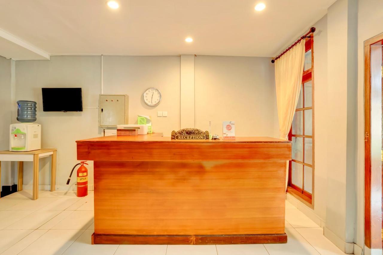 Oyo 90089 Hotel Satria Syariah Денпасар Екстериор снимка